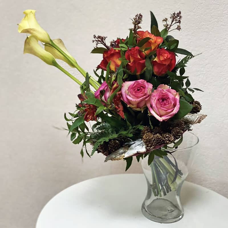 Авторский букет на каркасе купить букет цветов с доставкой цветовЕкатеринбург